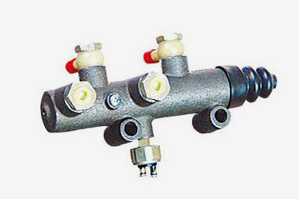 水不可代替防凍液